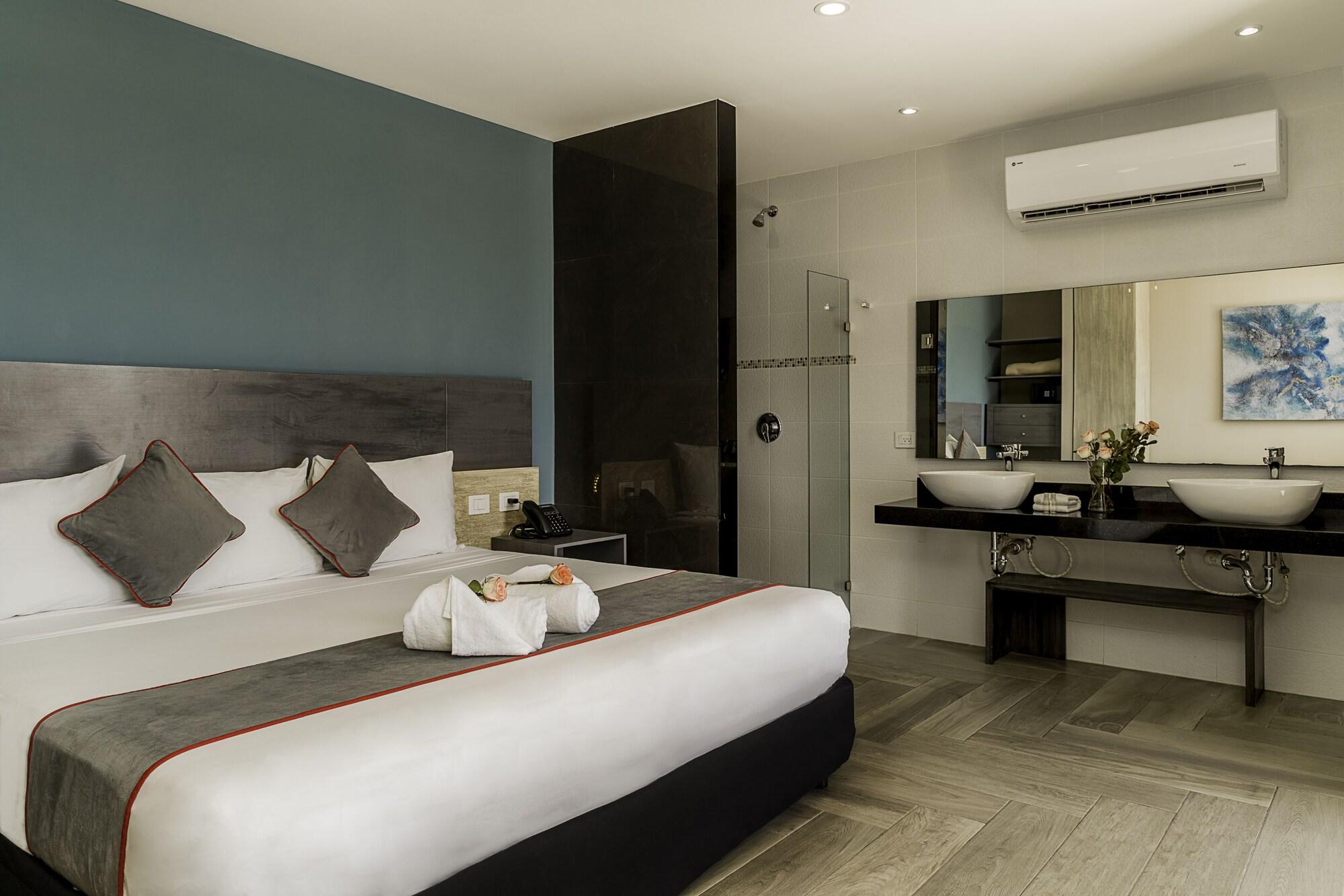 Bfh Attraction Deluxe Hotel Playa del Carmen Eksteriør bilde