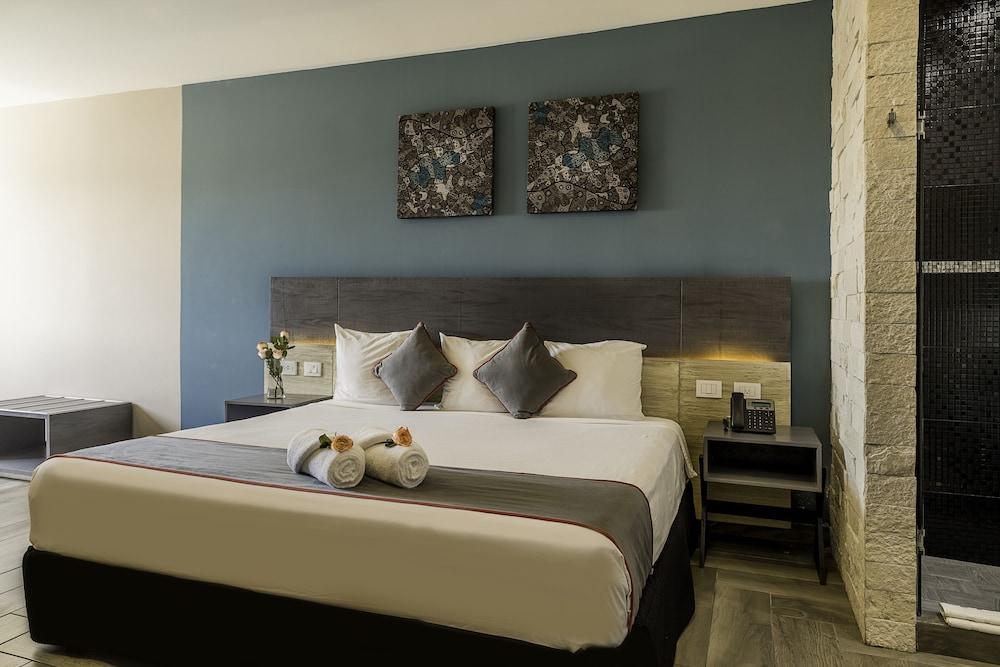Bfh Attraction Deluxe Hotel Playa del Carmen Eksteriør bilde