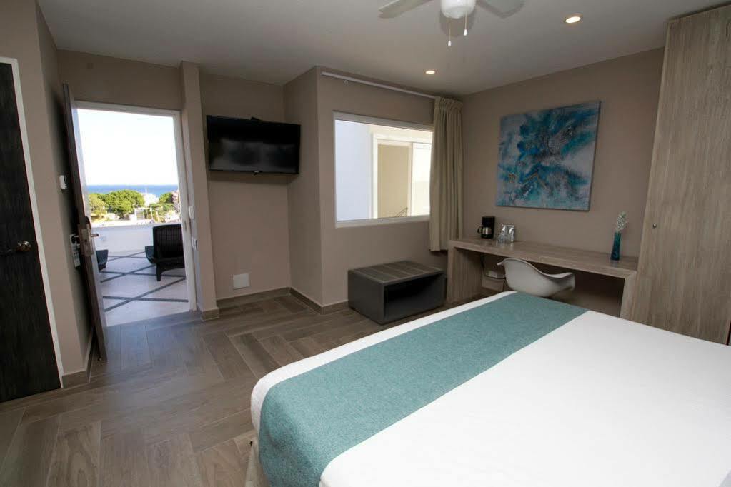 Bfh Attraction Deluxe Hotel Playa del Carmen Eksteriør bilde