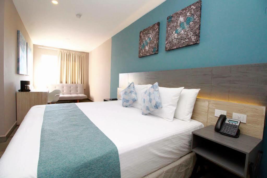 Bfh Attraction Deluxe Hotel Playa del Carmen Eksteriør bilde