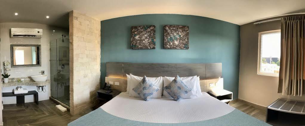 Bfh Attraction Deluxe Hotel Playa del Carmen Eksteriør bilde